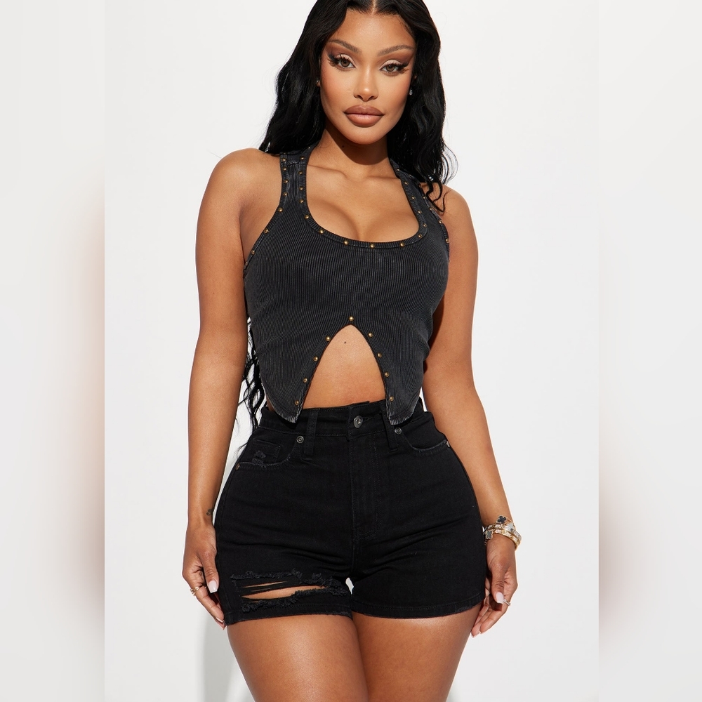 FASHION NOVA Celeste Heavy Ribbed  Tank  Top. - Picture 2 of 4